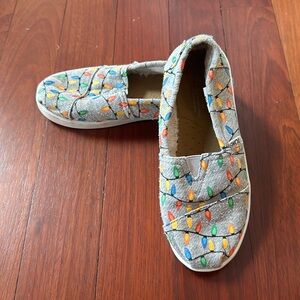 Girls Christmas Lights Toms Fuzzy Shoes